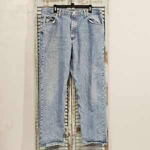 WRANGLER RELAXED FIT JEANS Mens 40x32 Med Wash Denim Pant Workwear Utility *Flaw